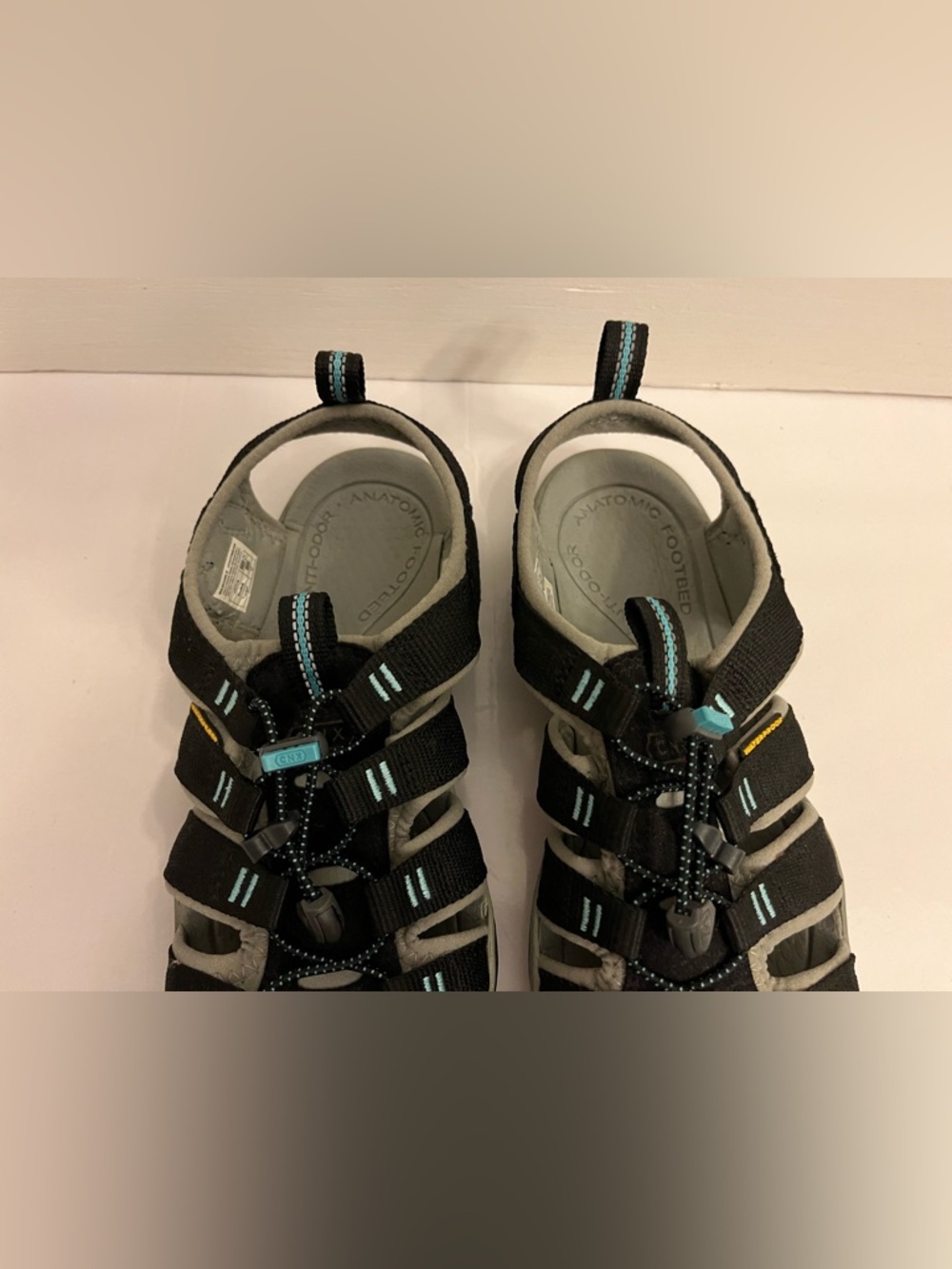 Keen Clearwater CNX Hiking Water Shoes Women Size 7.5 7 1/2 Black 1016298 - Picture 6 of 11